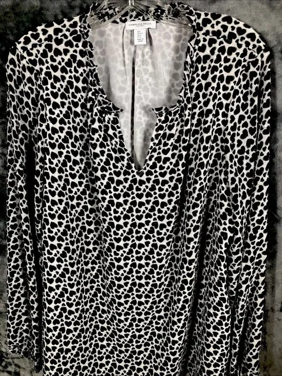 Carolina Belle Woman's Blouse Long Sleeve Animal Print Top Size L Black & White - Picture 2 of 14